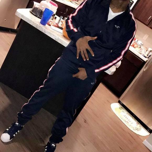 Meet your Posher, Roddiero - Picture 1 of 1